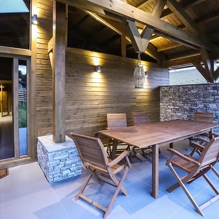 Villa Mountain Hawk Park *