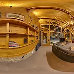 Mountain Hawk Park Луксозна вила Банско