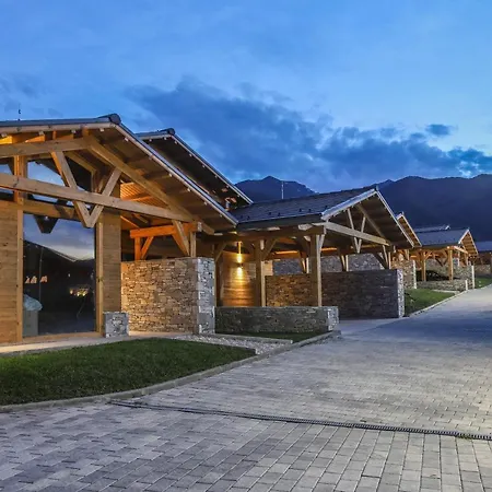 Mountain Hawk Park Vila