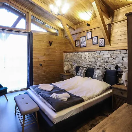 Villa Mountain Hawk Park