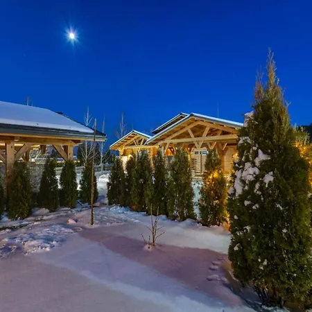 Луксозна вила Mountain Hawk Park *
