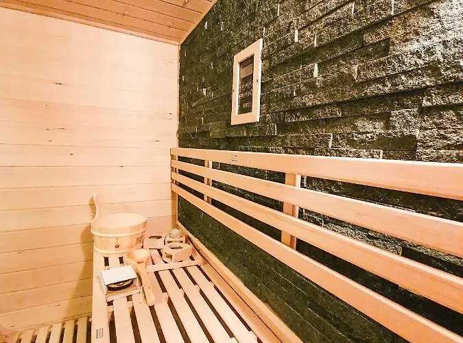 Mountain Hawk Park * Bansko