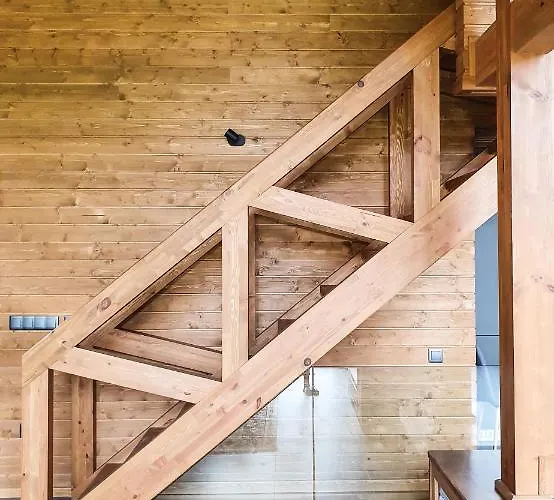 Willa Mountain Hawk Park *