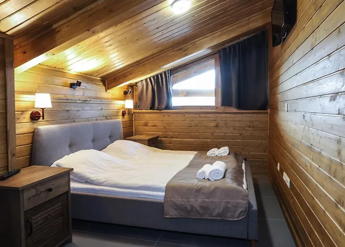 Mountain Hawk Park Villa *