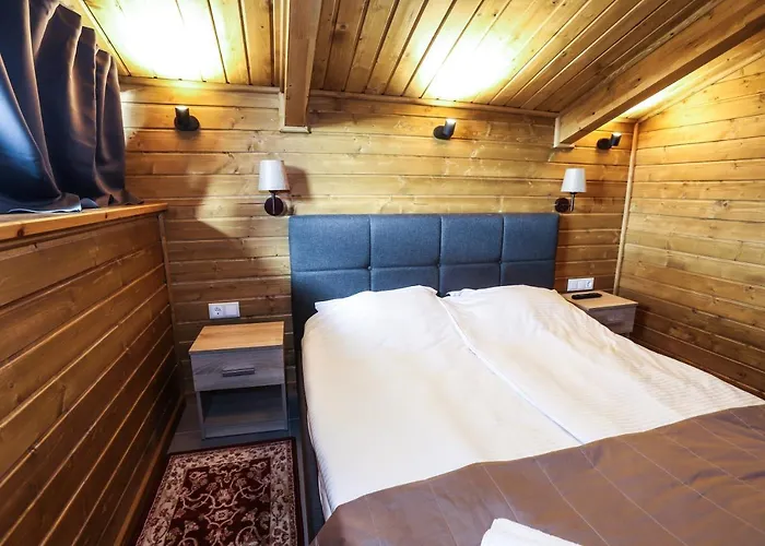 Mountain Hawk Park * Bansko