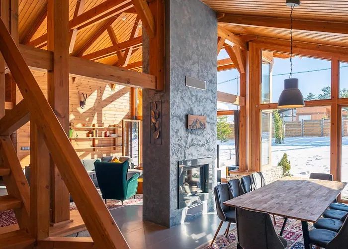 Willa Mountain Hawk Park *