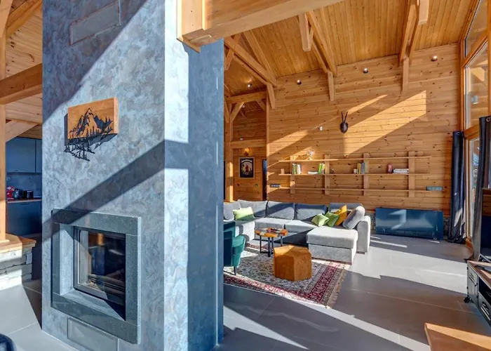 Mountain Hawk Park * Bansko